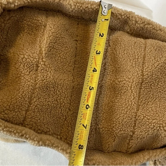 NWT Victoria's Secret Tote Bag Large Cozy Plush Fleece Brown Sherpa New with tag - Picture 8 of 9